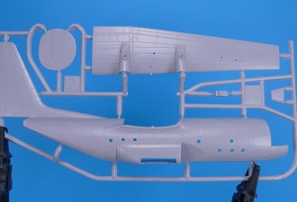 Scale model  C-130K W2 "Snoopy"