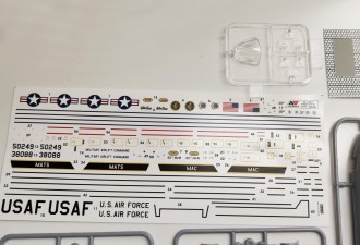 Scale model  C-141A "Starlifter"