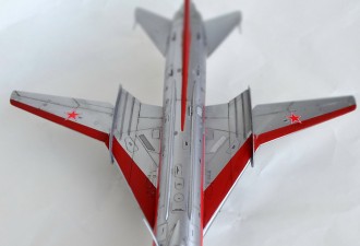 Scale model  S-22I(Su-7IG) variable wing geometry